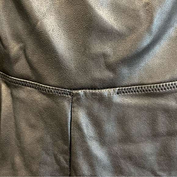 Aritzia Wilfred Free Daria black vegan leather high rise leggings size xsmall - Picture 7 of 16